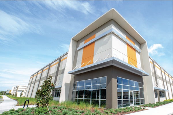 IGP/95 Logistics Park at World Commerce Center photo